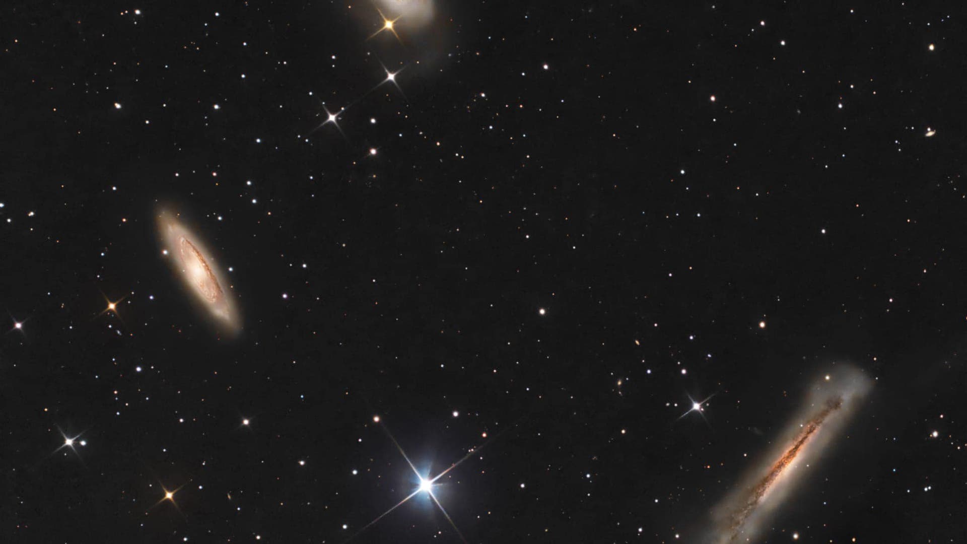 Leo Triplet - Spektrum der Wissenschaft